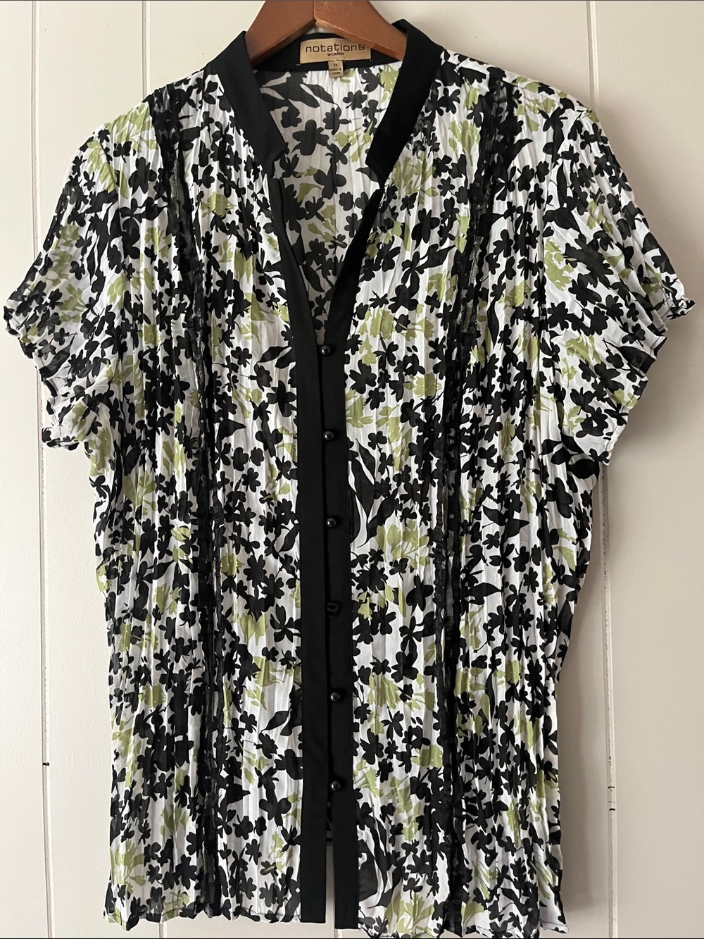 Notations Black White and Olive Floral Button-Front Blouse